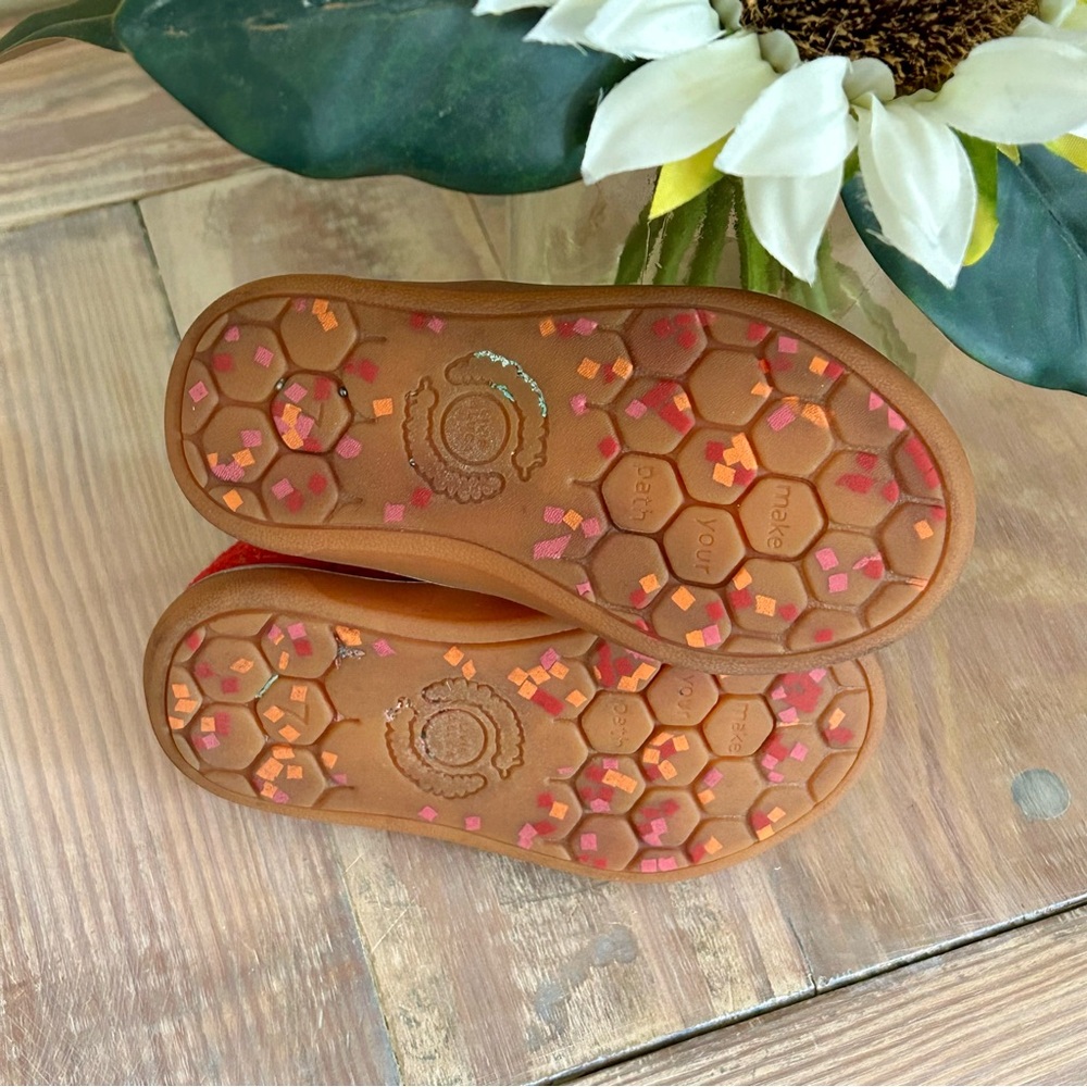 Livie & Luca Red Sparkle Mary Jane Shoes✨ - Picture 6 of 10